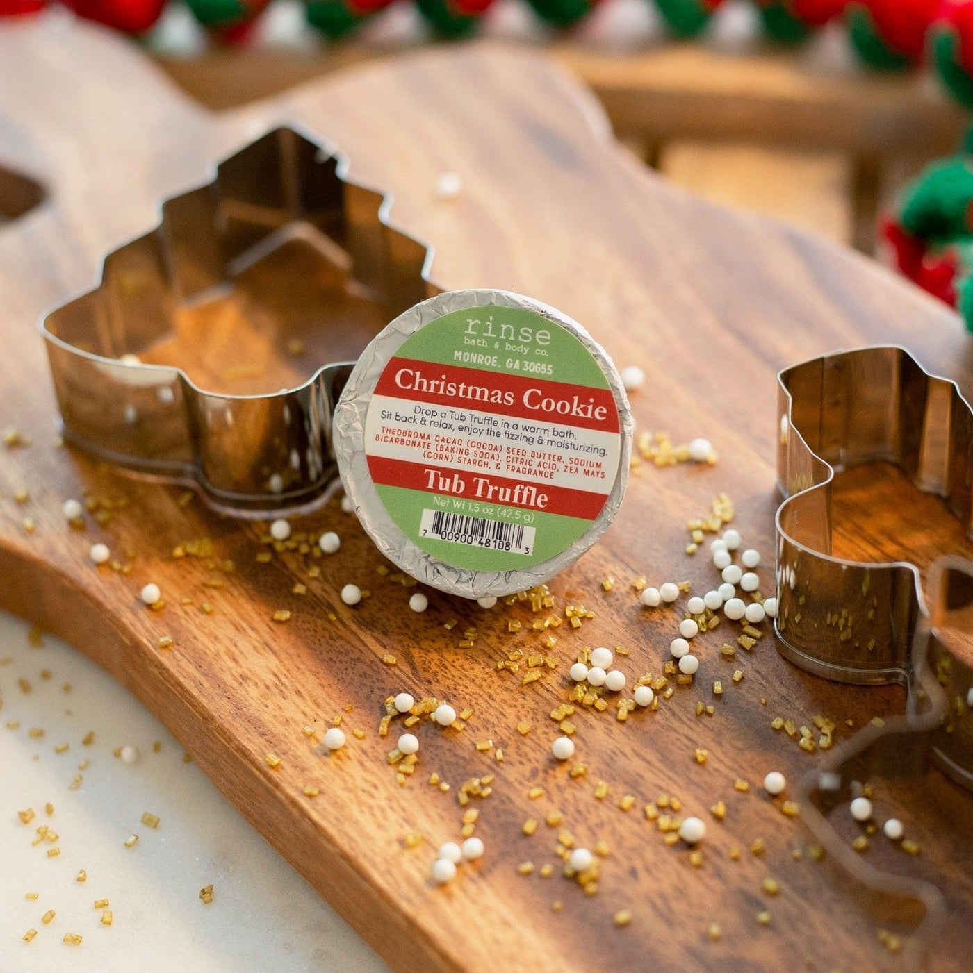 Rinse Christmas Cookie bath bomb - fizzy moisturizing soak - alternate angle
