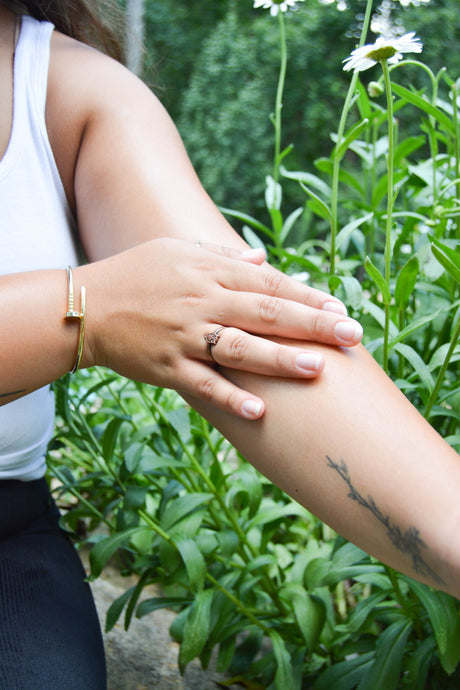 Spearmint Lavender Body Oil — in-use