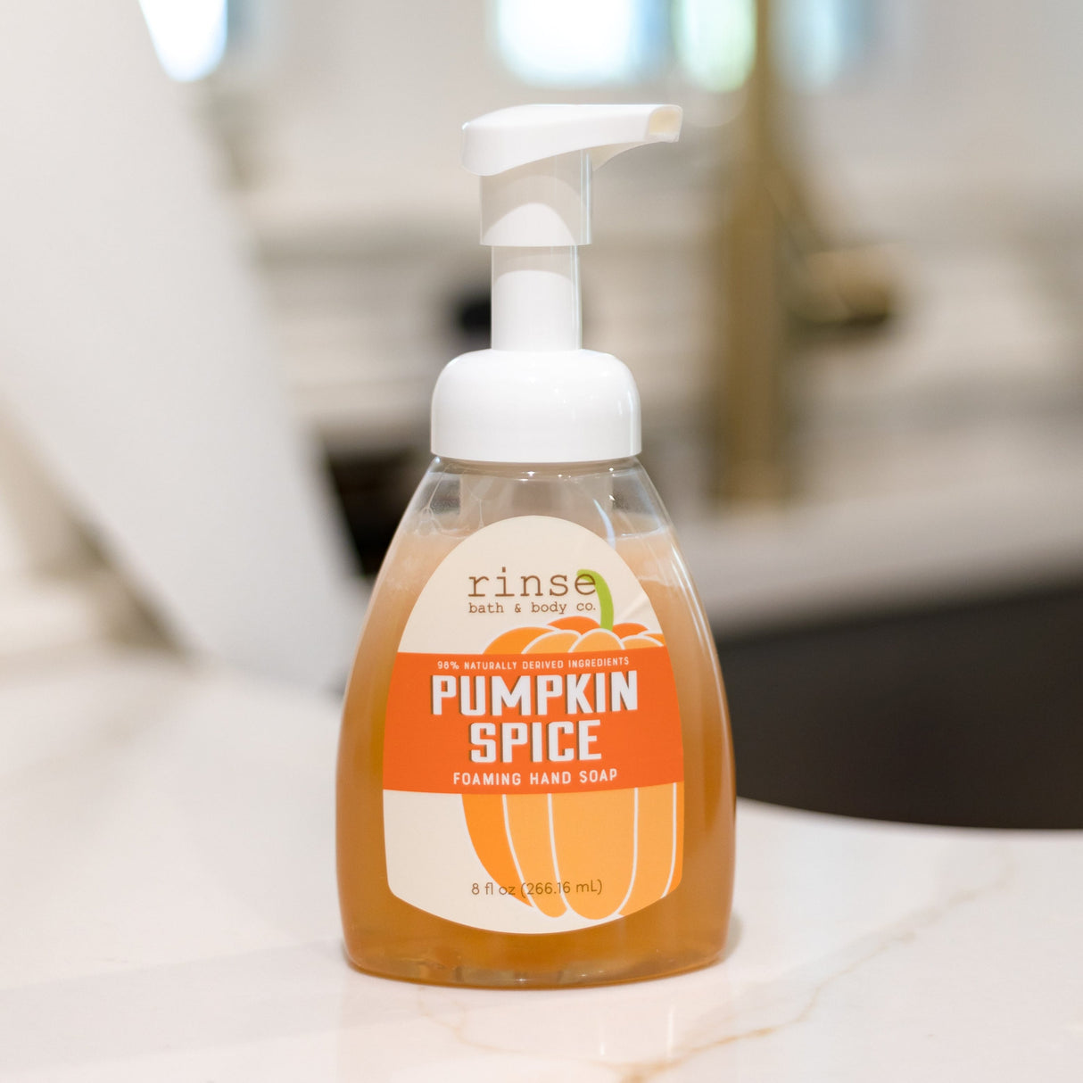 Rinse Pumpkin Spice natural foaming hand soap - gentle cleansing formula - alternate angle
