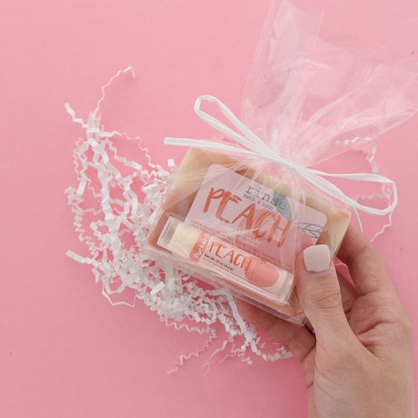 Rinse Peach natural bath and body gift set - curated gift collection - detail view
