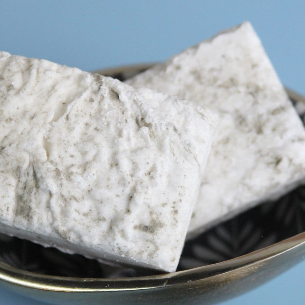 Natural handmade natural bar soap | Indulgence Bar Freshness | Rinse Bath & Body Co. - detail view
